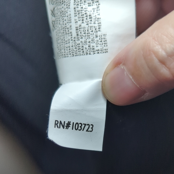 Giorgio Armani Black Textured Knit Camisole Top Women's Size L* - Picture 3 of 4